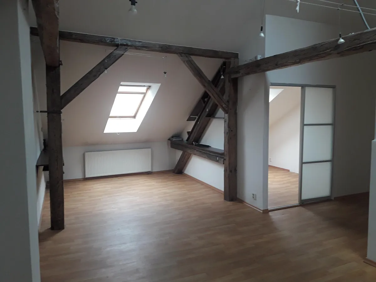 Pronájem bytu 2+kk 575 m²